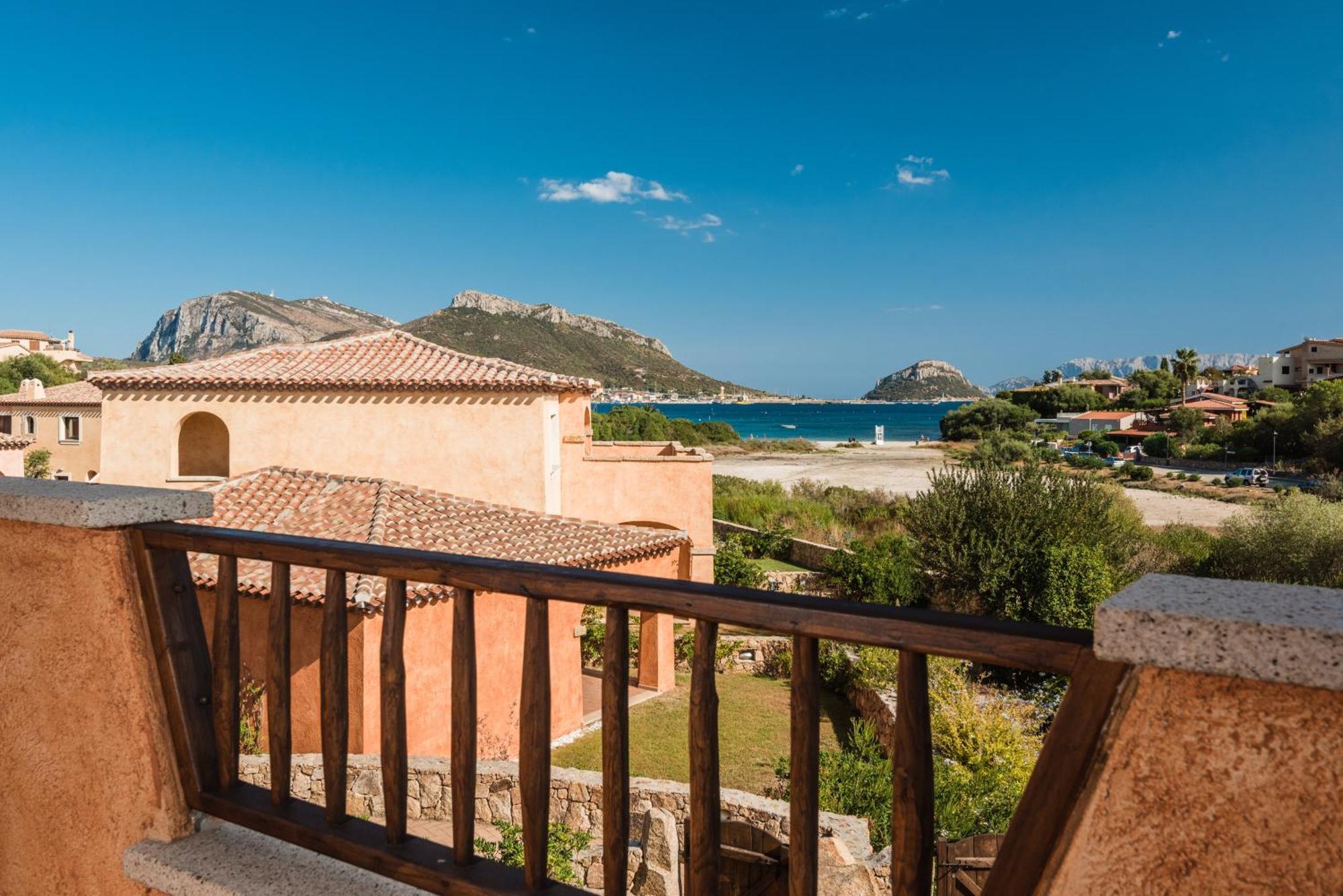 Villaggio Perlacea - Your House In Sardinia Гольфо-Аранчи Экстерьер фото