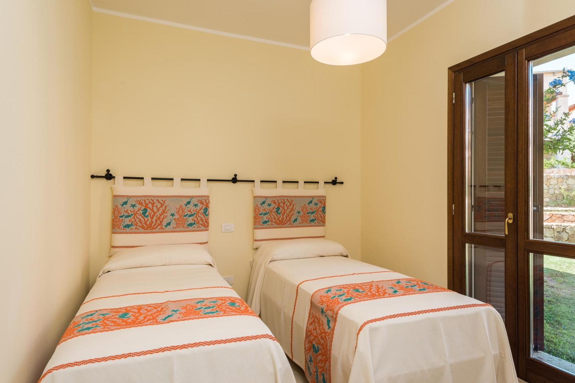 Villaggio Perlacea - Your House In Sardinia Гольфо-Аранчи Экстерьер фото