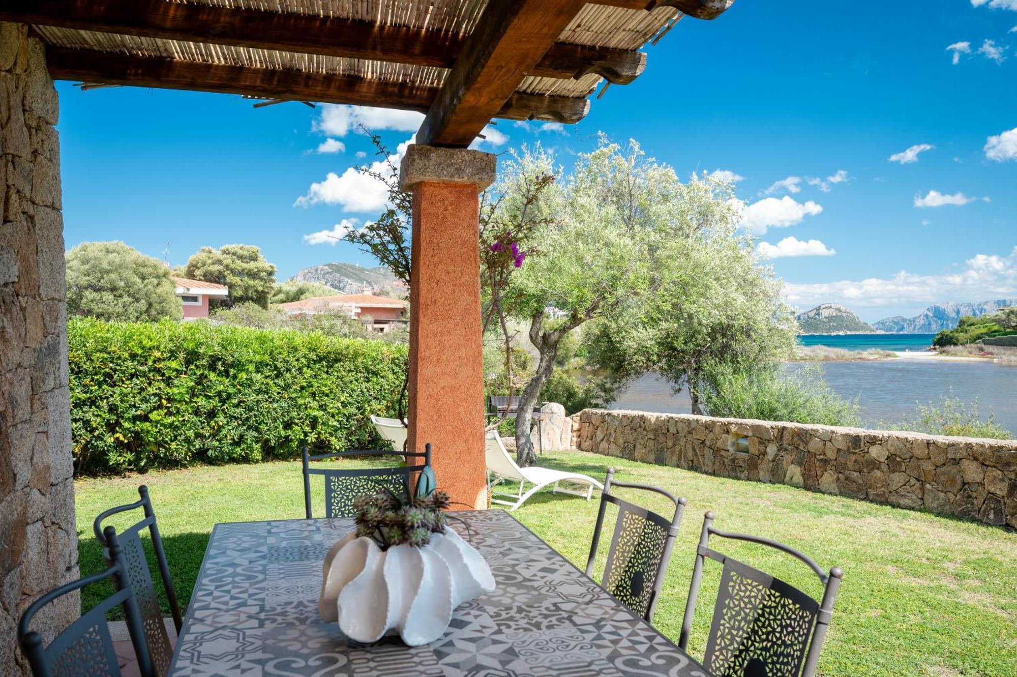 Villaggio Perlacea - Your House In Sardinia Гольфо-Аранчи Экстерьер фото