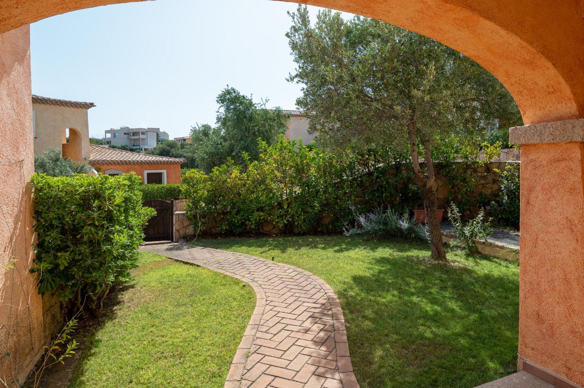 Villaggio Perlacea - Your House In Sardinia Гольфо-Аранчи Экстерьер фото