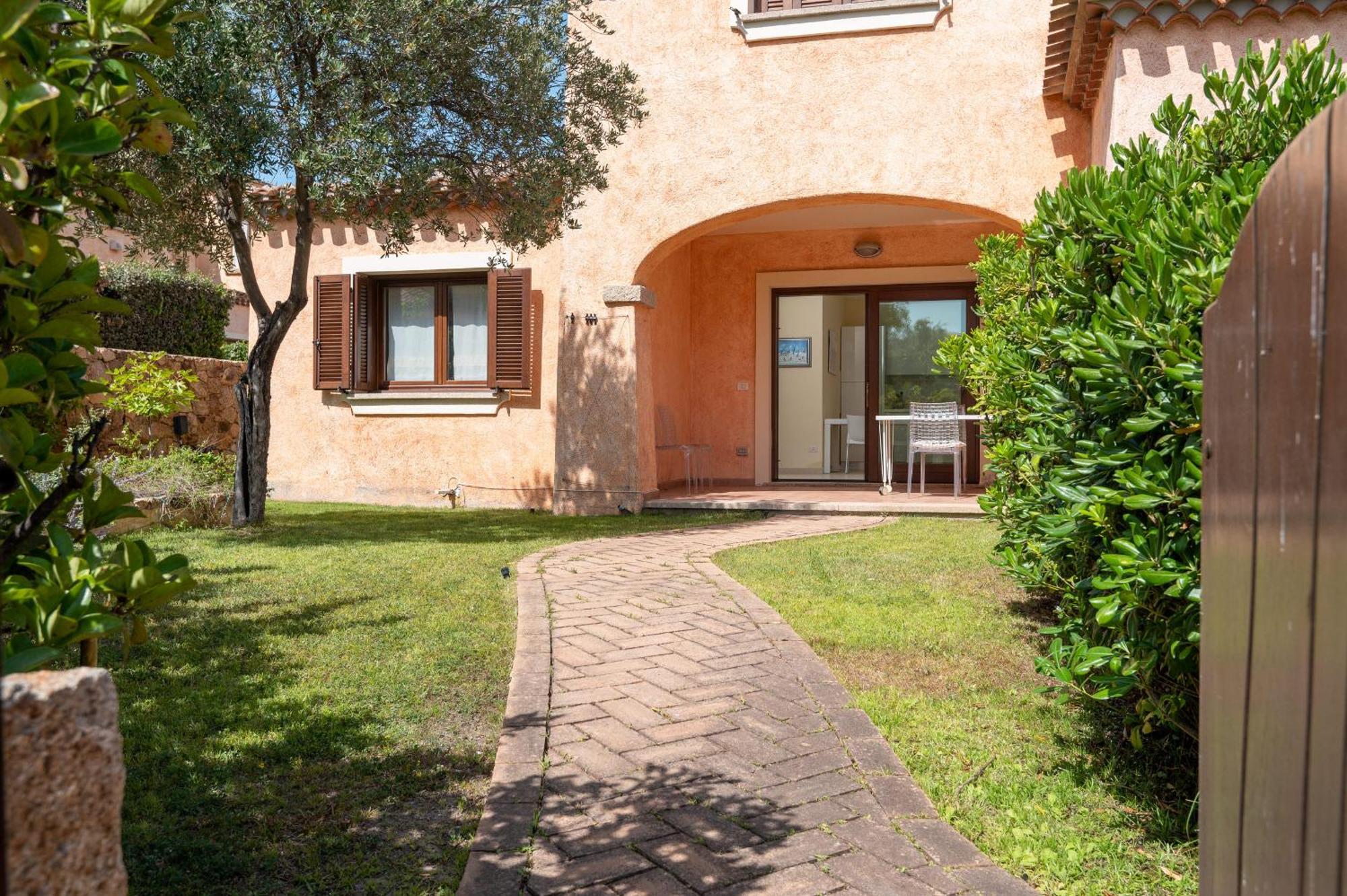 Villaggio Perlacea - Your House In Sardinia Гольфо-Аранчи Экстерьер фото